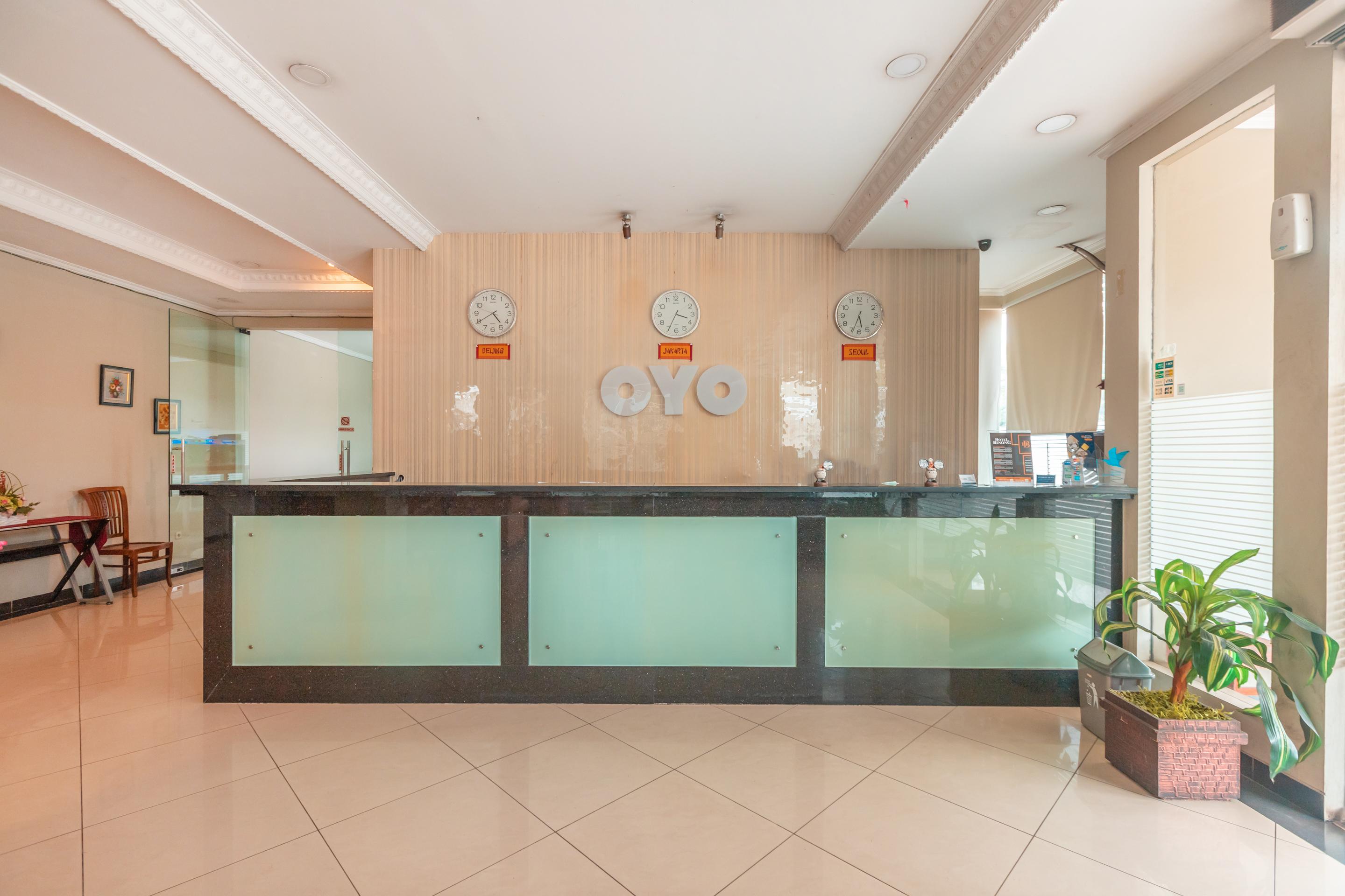 Vaccinated Staff - Oyo Flagship 2131 Hotel Binong Тангеранг Экстерьер фото